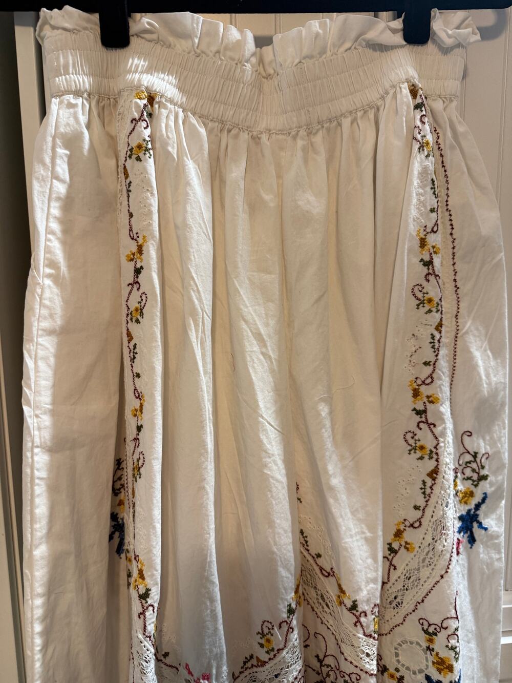 By Anthropologie Embroidered Culottes Sz Medium NWT